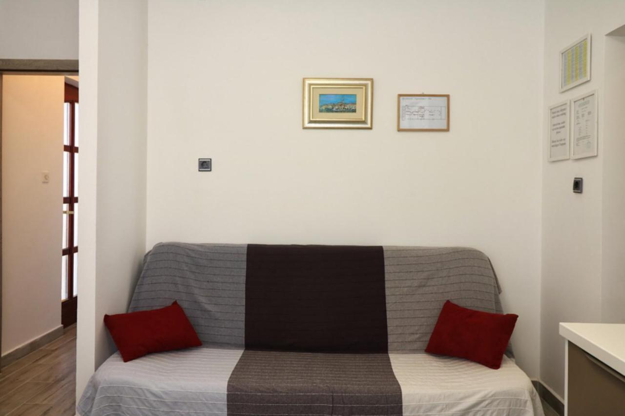 Apartmani Mikin Betina  Bagian luar foto