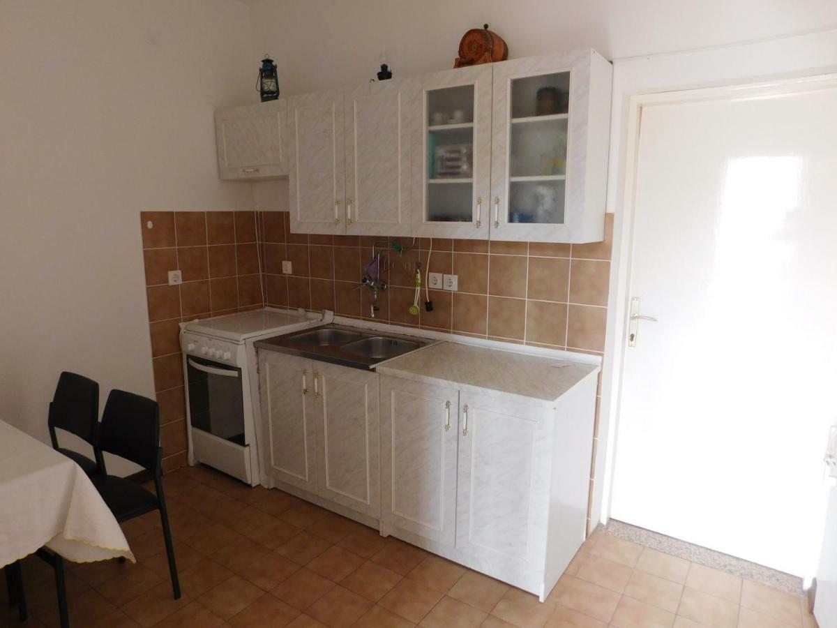 Apartmani Mikin Betina  Bagian luar foto