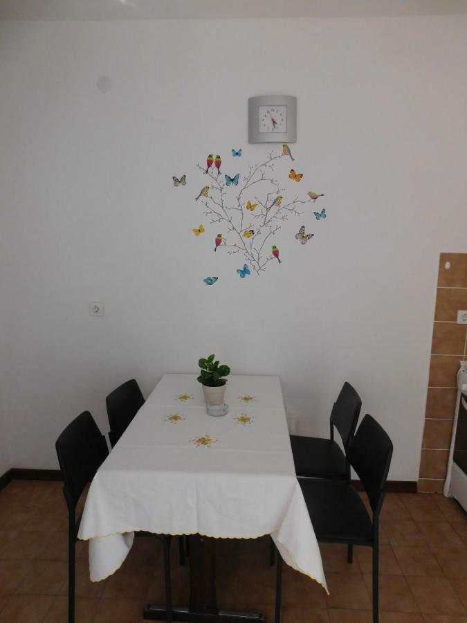 Apartmani Mikin Betina  Bagian luar foto