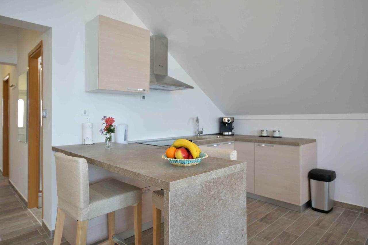 Apartmani Mikin Betina  Bagian luar foto