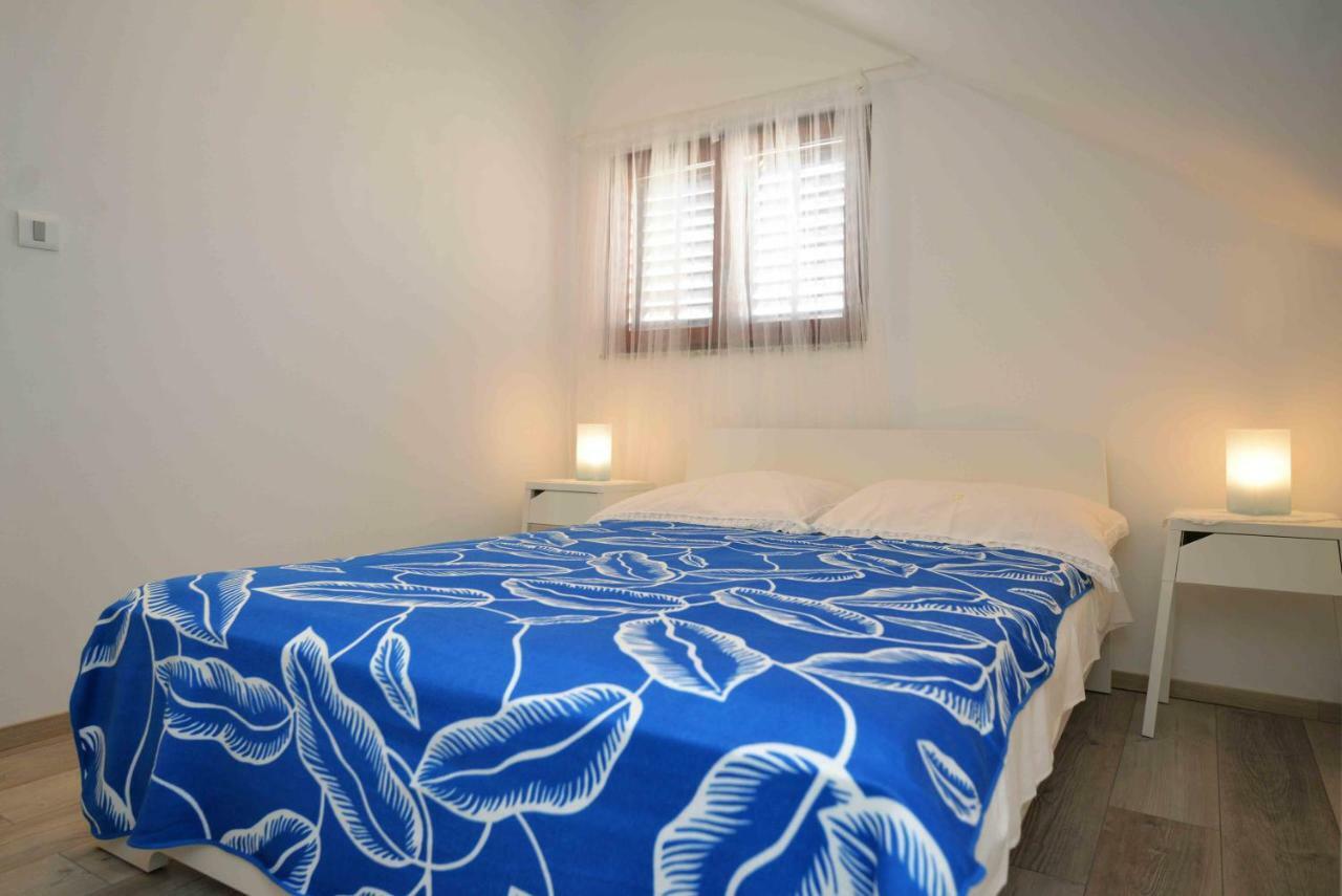 Apartmani Mikin Betina  Bagian luar foto