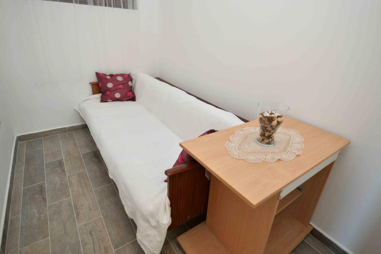 Apartmani Mikin Betina  Bagian luar foto