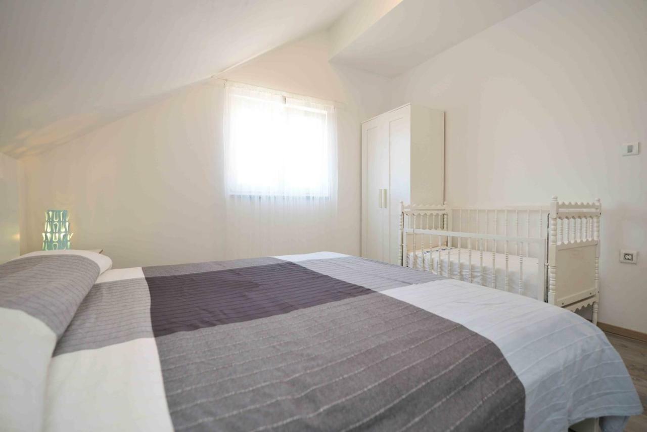 Apartmani Mikin Betina  Bagian luar foto