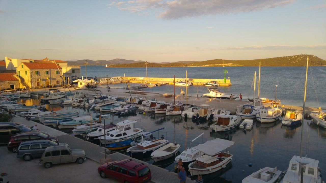 Apartmani Mikin Betina  Bagian luar foto